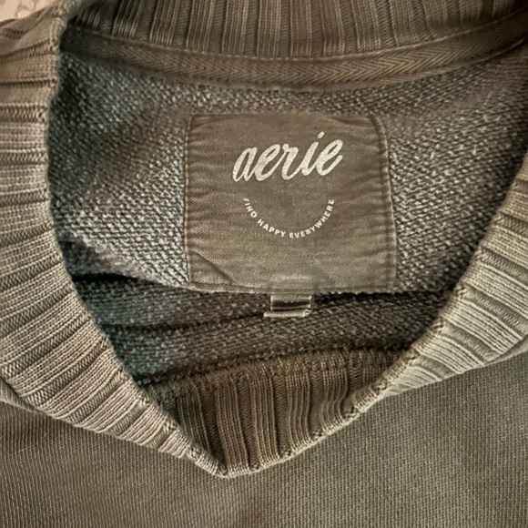 Aerie Green Pullover - Picture 2 of 3